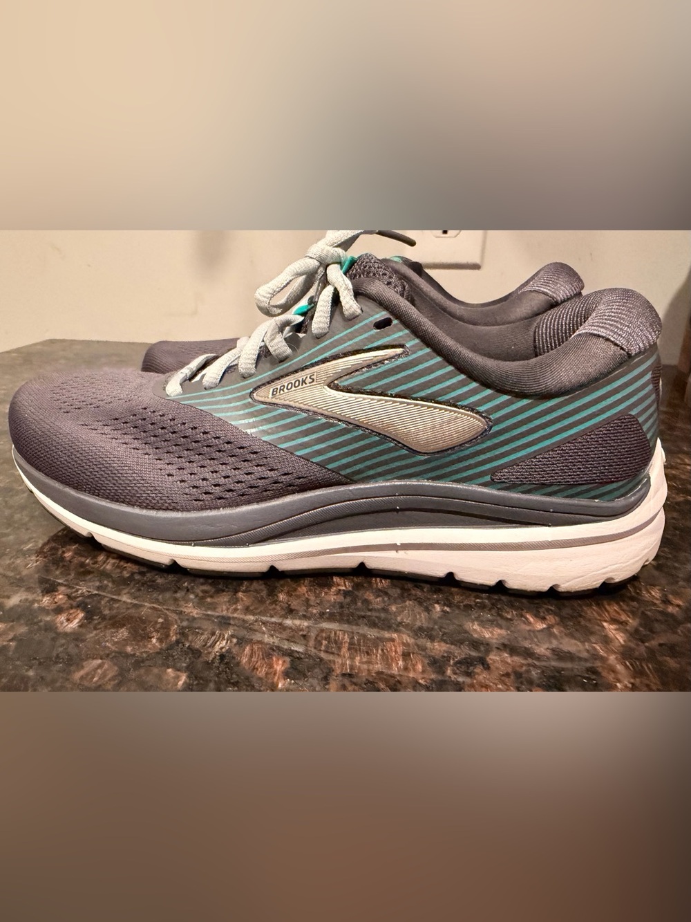 Brooks Women's Gray Teal Athletic Running Shoes